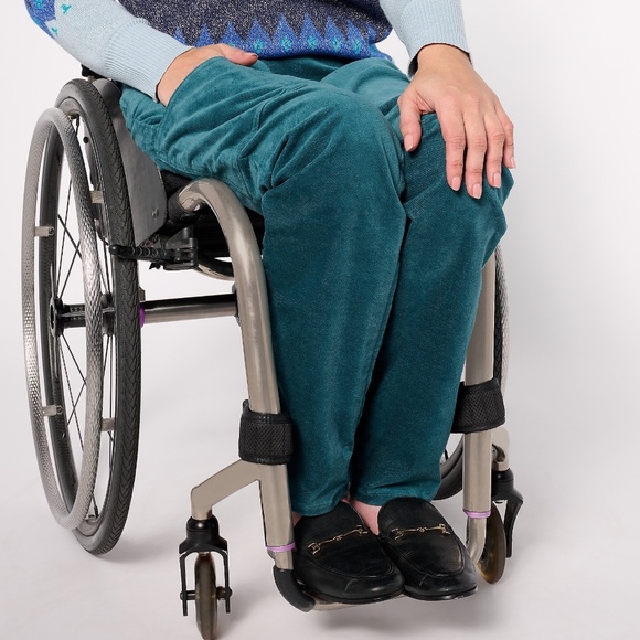 New Denim & Co Adaptive Wheelchair Fit Full Length Velveteen Pants Teal Size 10 - Picture 2 of 14